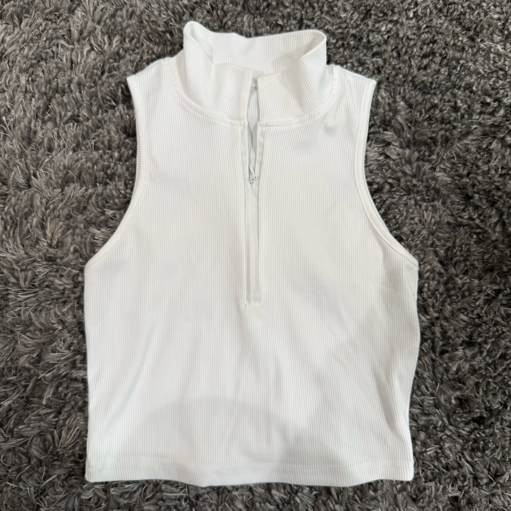 Women’s Zip Up Mock Neck Tank Top in White, Size XS